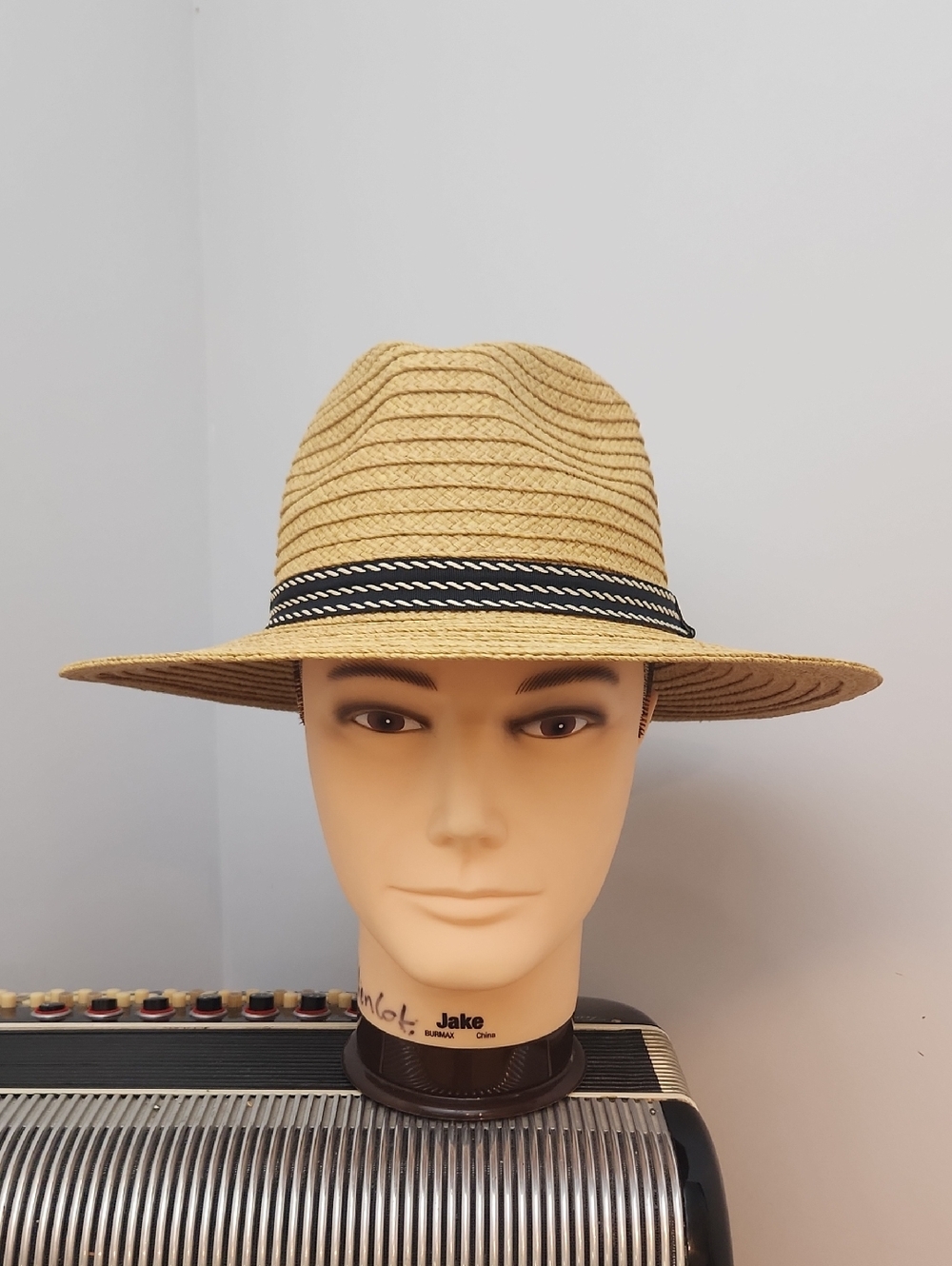 NWT - GOODFELLOW PANAMA STYLE FEDORA STRAW HAT W/BLK & TAN ACCENT BAND SZ L/XL